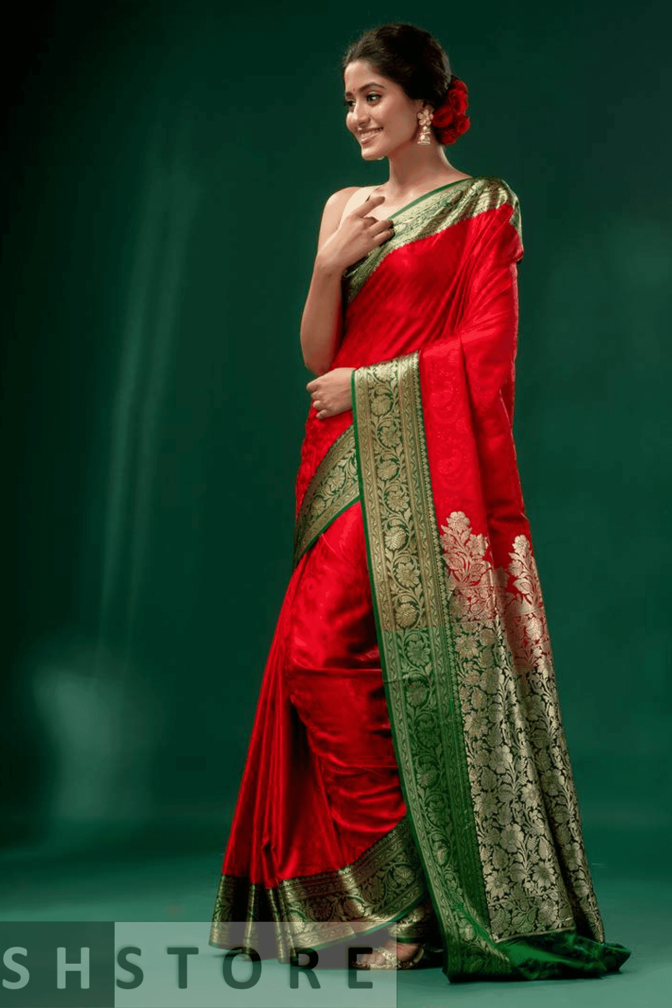 Festive Red Banarasi Silk Saree with Red & Green Golden Border and Rich Pallu Design - Image 2